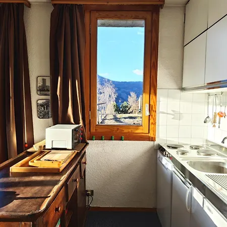 Hostdomus - Sansicario R12 Apartment *